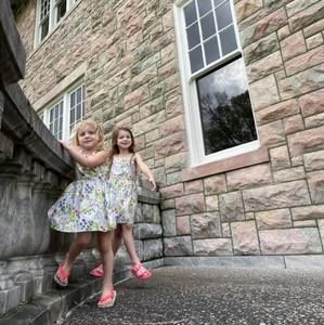 Meet your Posher, Brooke